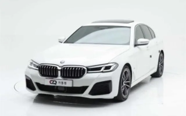GV80쿠페일렉트리파이드 중고차 5시리즈 (G30) 520i M 스포츠 매물 사진 8 - 2022/04 119,278km