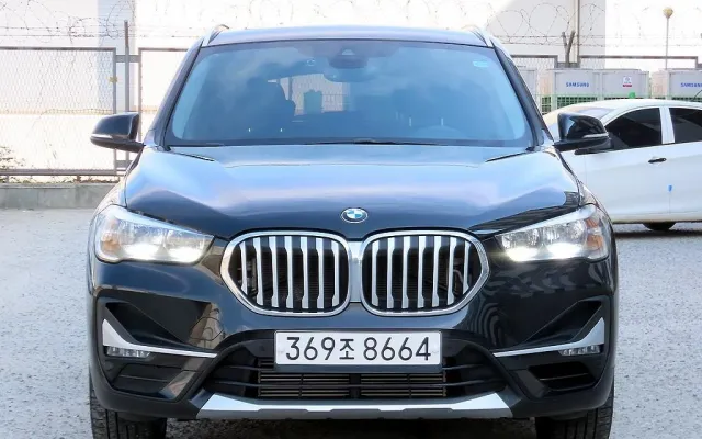 GV80쿠페일렉트리파이드 중고차 X1 (F48) xDrive 20i xLine 스페셜에디션 매물 사진 10 - 2022/08 85,150km
