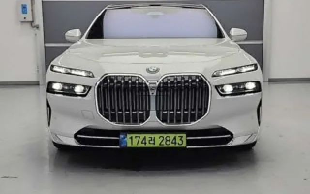 GV80쿠페일렉트리파이드 중고차 7시리즈 (G70) 750e xDrive 디자인 퓨어 엑셀런스 매물 사진 1 - 2025/05 7,826km